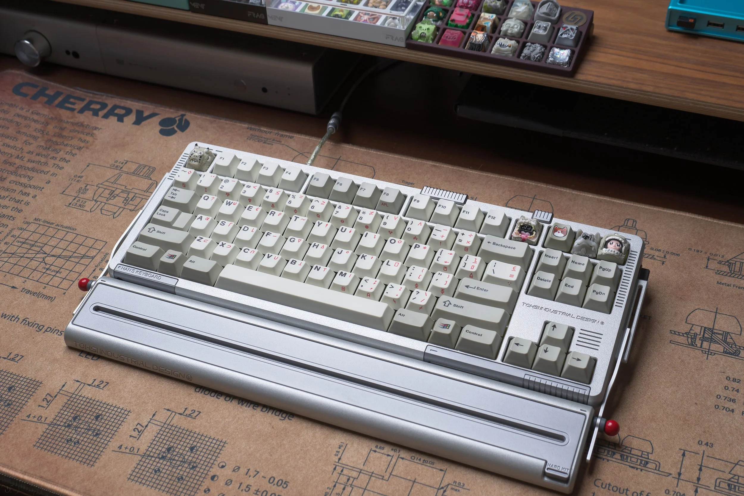 Tohsi Industrial Design Han's Keyboard NEO ver2.10 — Lightning